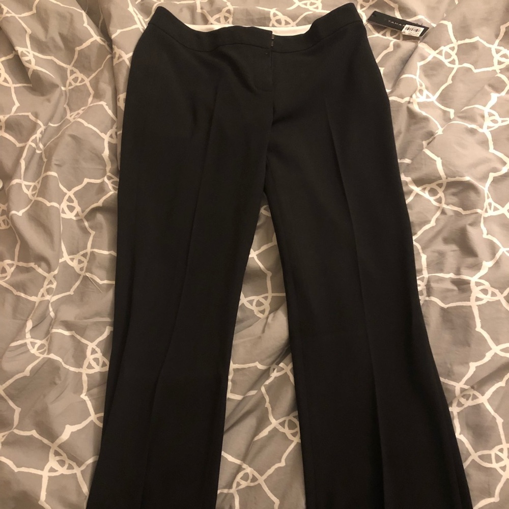 Tahari Pants / Trousers in black